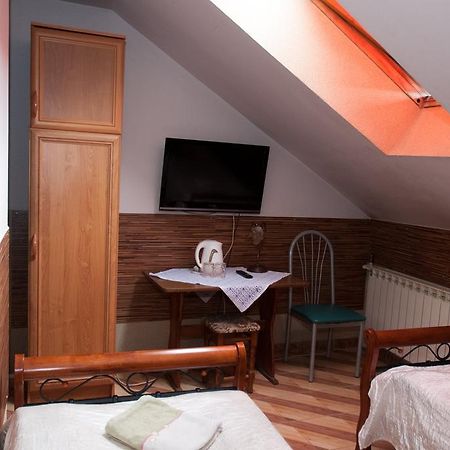 Hotelik Niedzwiadek رادزين بودلاسكي المظهر الخارجي الصورة