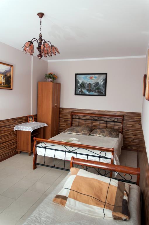 Hotelik Niedzwiadek رادزين بودلاسكي المظهر الخارجي الصورة